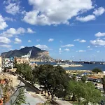 Amazing Sea View In Historic Building In Downtown By Wonderful Italy Daire Palermo